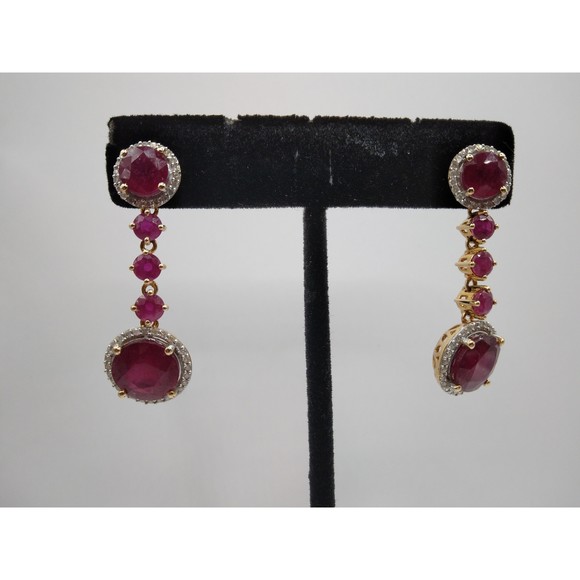 14kt Ruby 16.48ct & Diamond dangle earrings - Picture 1 of 10
